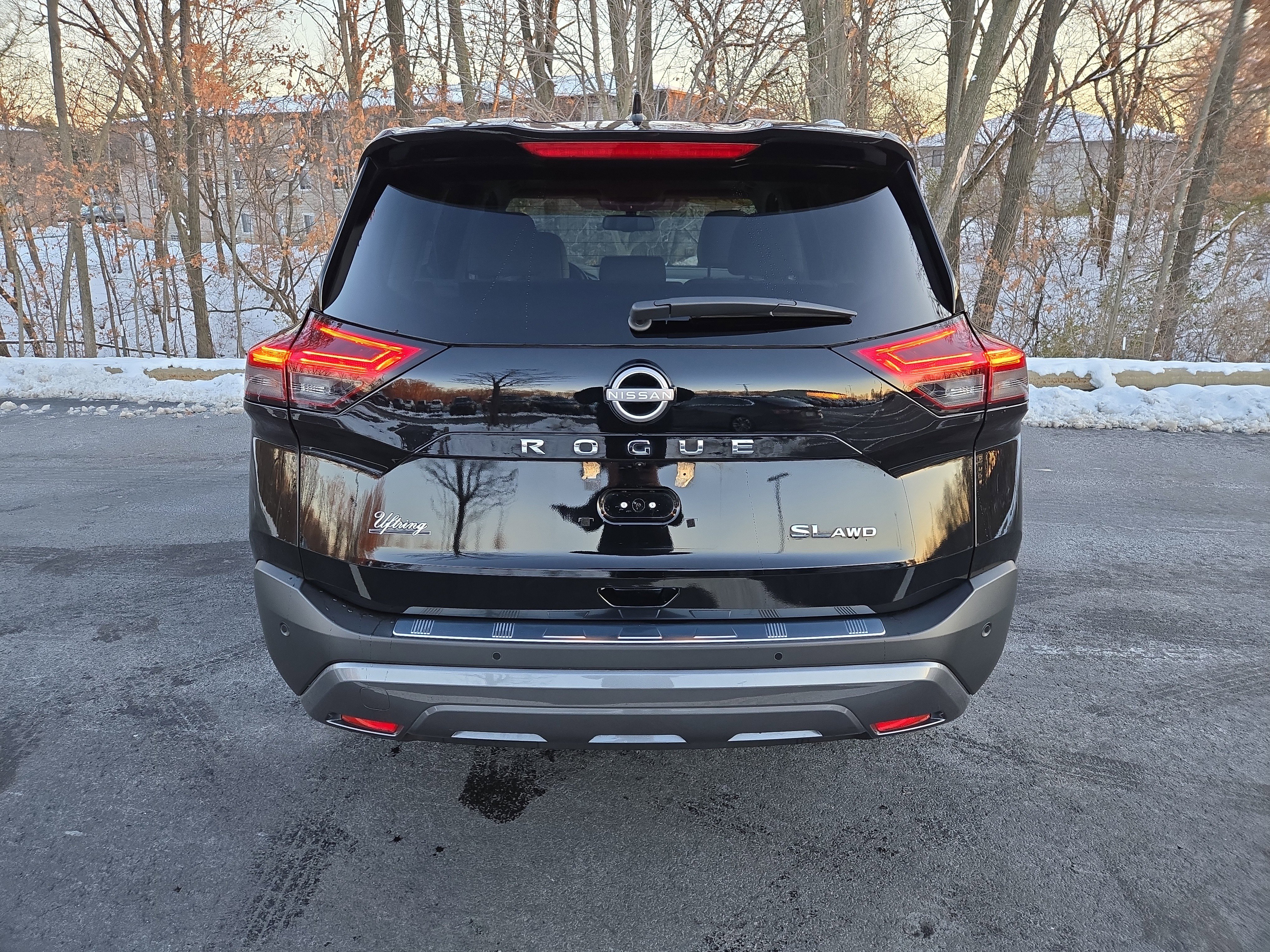 Certified 2023 Nissan Rogue SL image 9