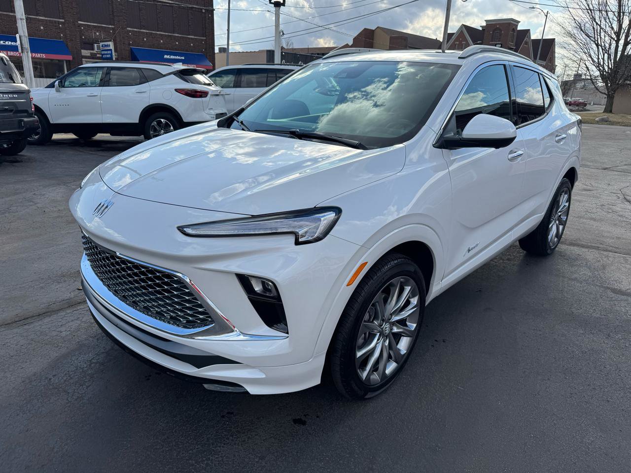 Used 2025 Buick Encore GX Avenir w/ Avenir Technology Package