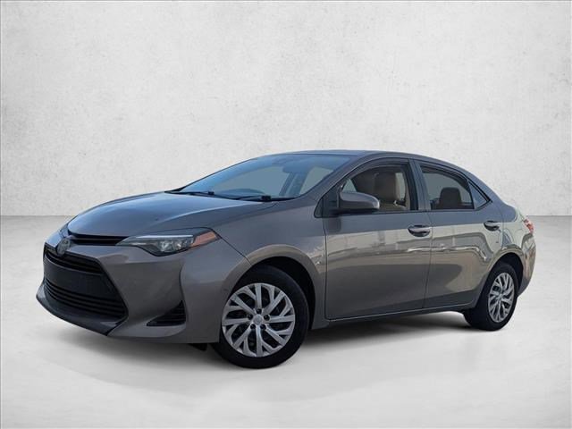 Used 2019 Toyota Corolla LE image 1