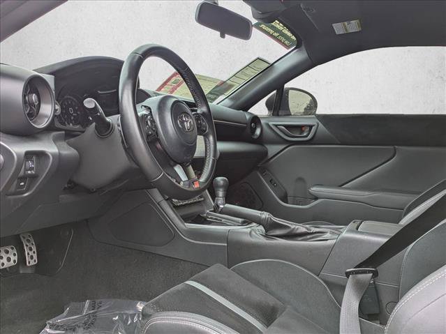 Used 2022 Toyota GR86 Premium RWD image 17