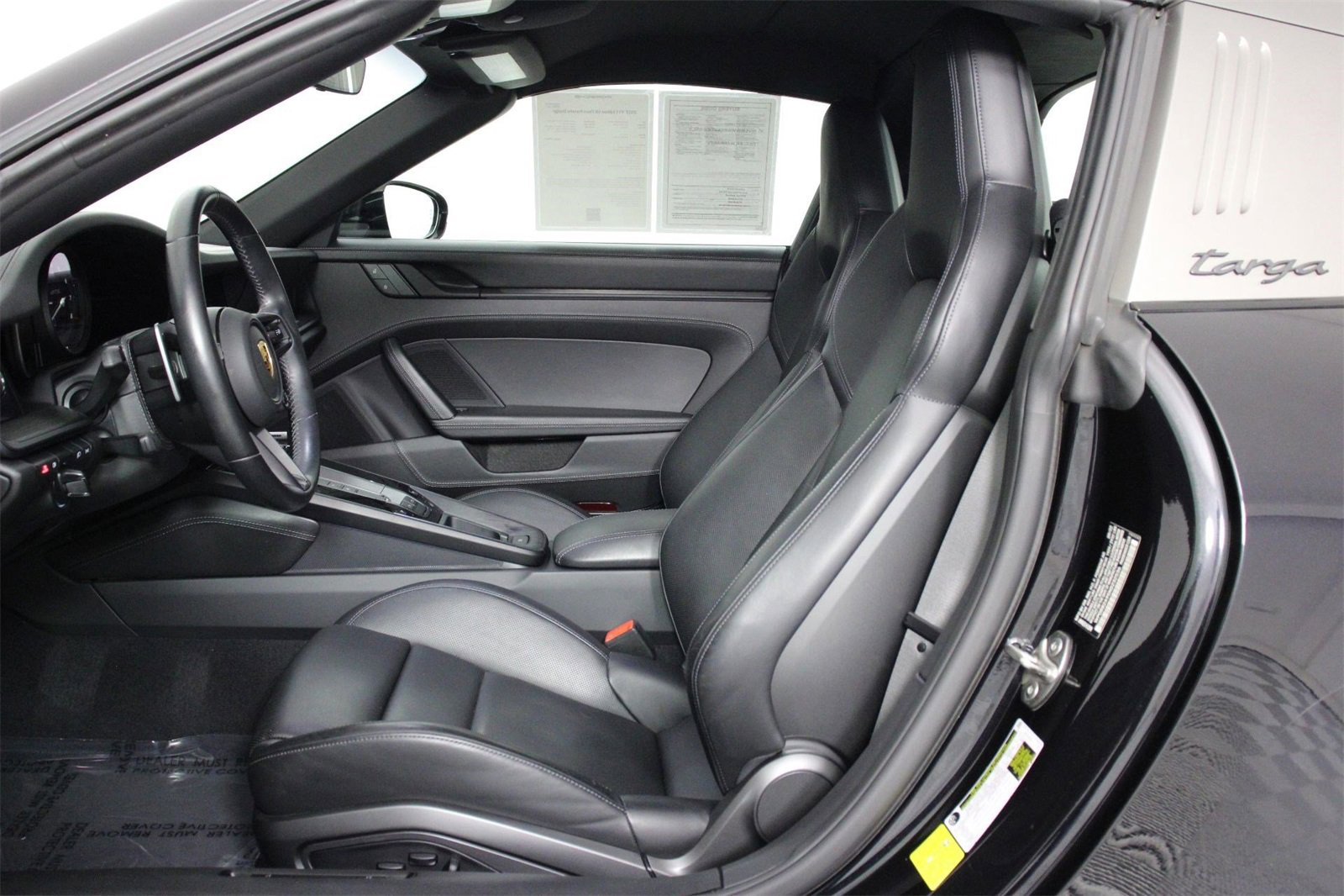 Used 2022 Porsche 911 Targa 4 GTS image 5