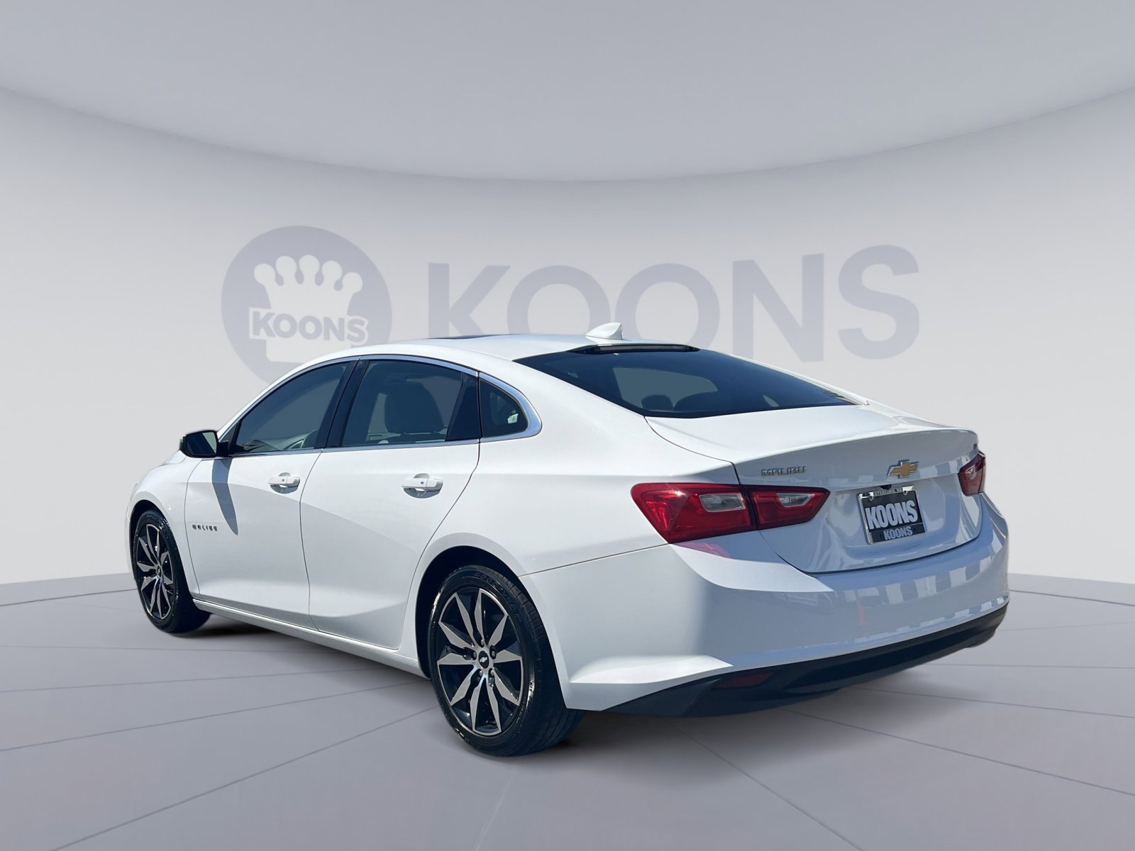 Used 2016 Chevrolet Malibu LT w/ Leather Package image 14