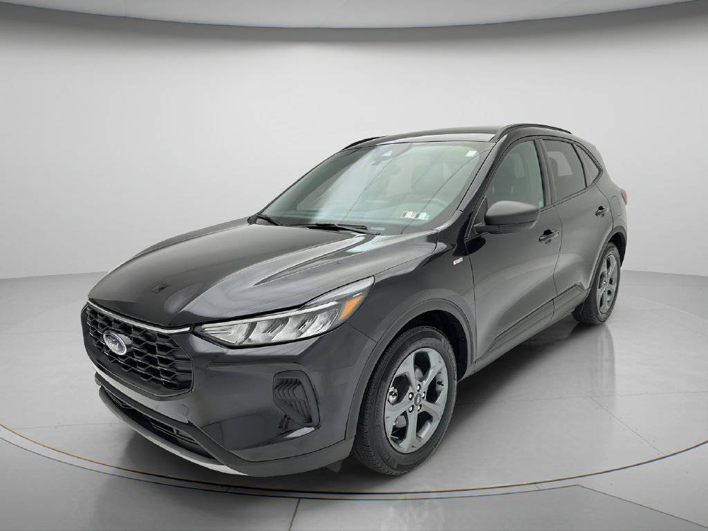 Used 2025 Ford Escape ST-Line FWD image 3