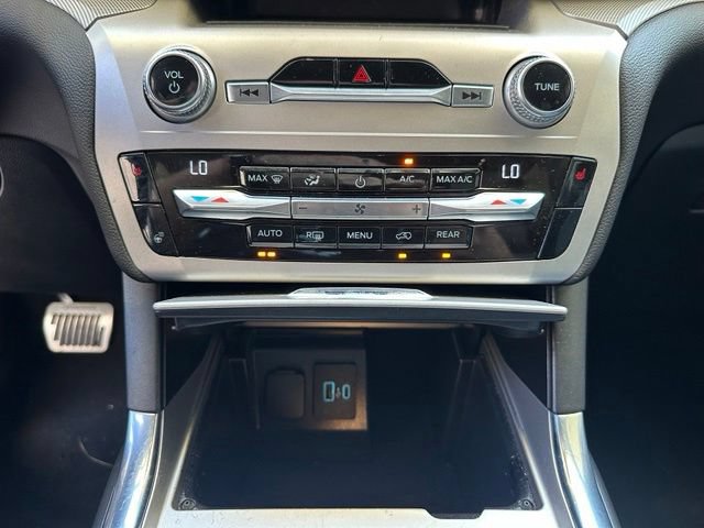 Certified 2021 Ford Explorer XLT w/ Equipment Group 202A RWD image 22