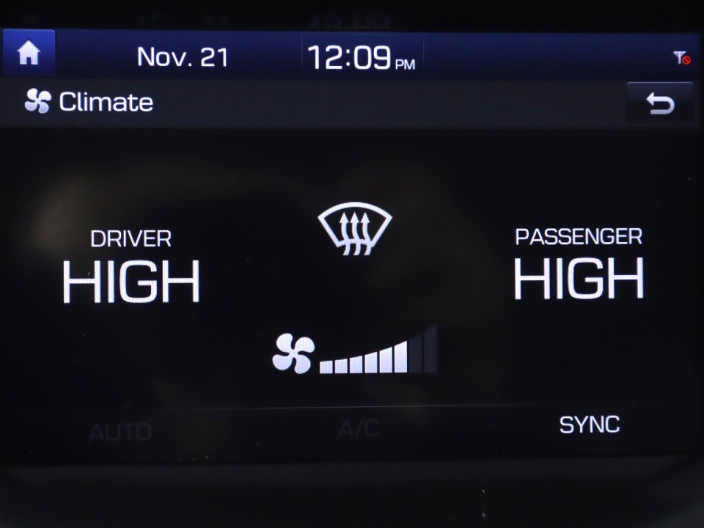 Used 2019 Hyundai Santa Fe XL SE image 20