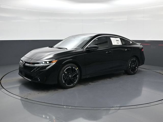 New 2026 Nissan Sentra SR w/ SR Premium Package FWD image 3