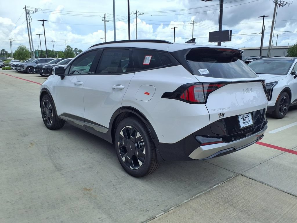 New 2026 Kia Sportage SX FWD image 2