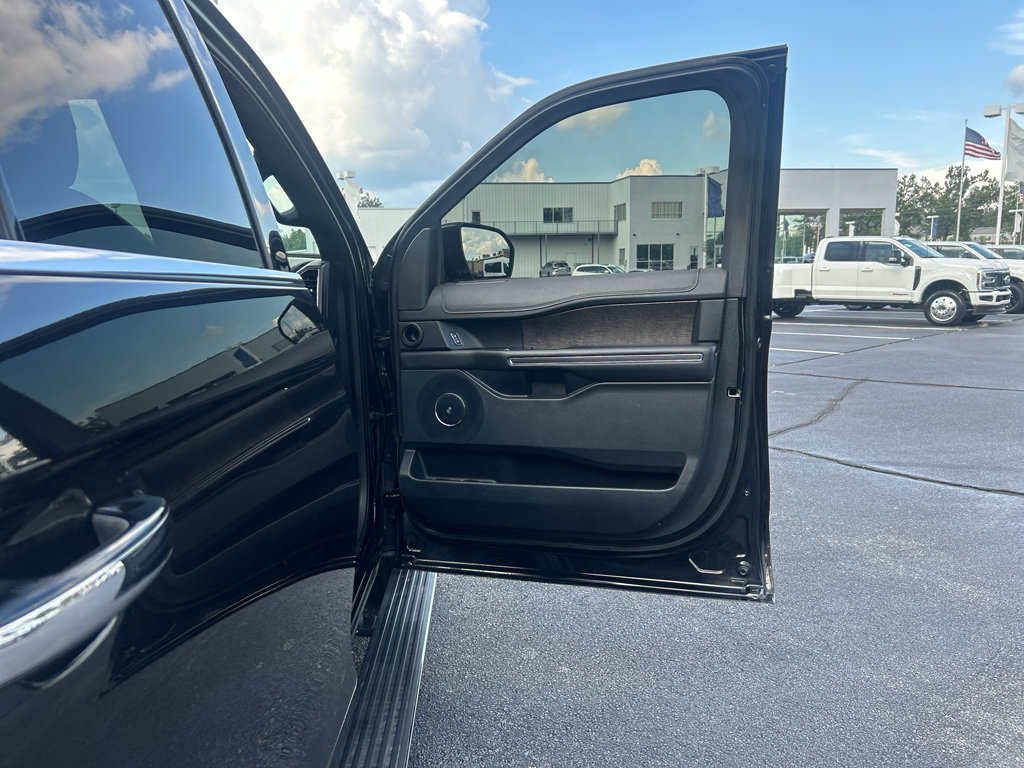 Certified 2021 Ford Expedition Limited RWD image 22