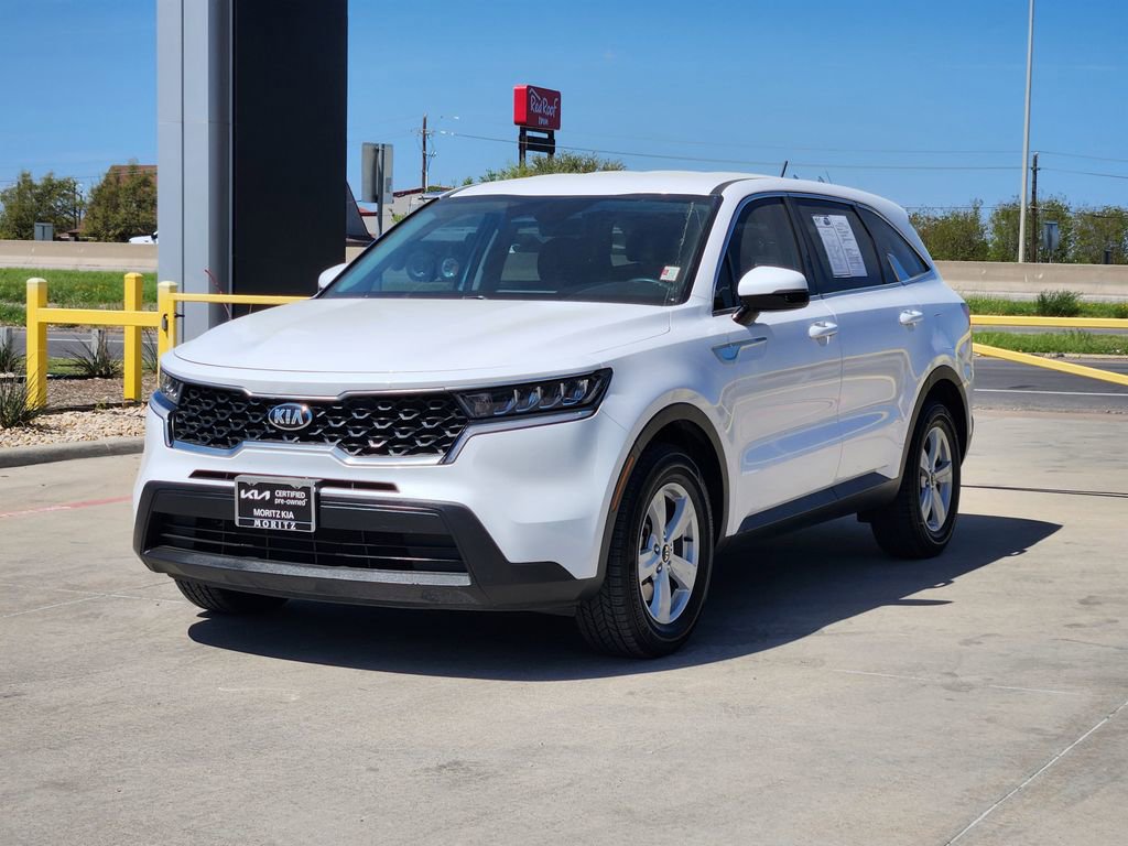 Used 2021 Kia Sorento LX image 3