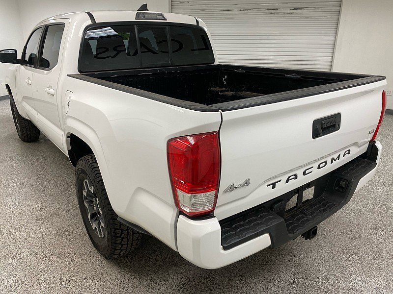 Used 2017 Toyota Tacoma SR w/ Tow Package image 7