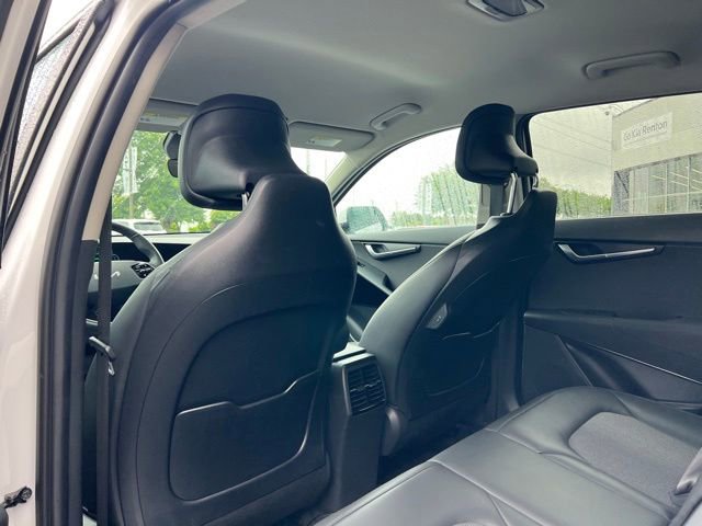 Certified 2025 Kia Niro EX FWD image 11