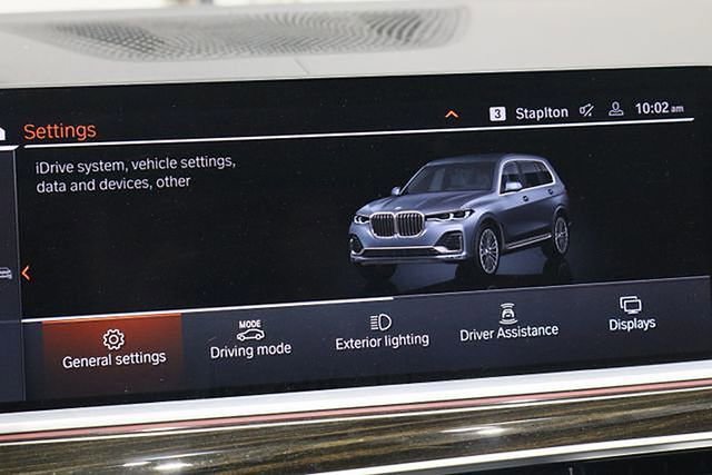 Used 2021 BMW X7 xDrive40i w/ Cold Weather Package image 39