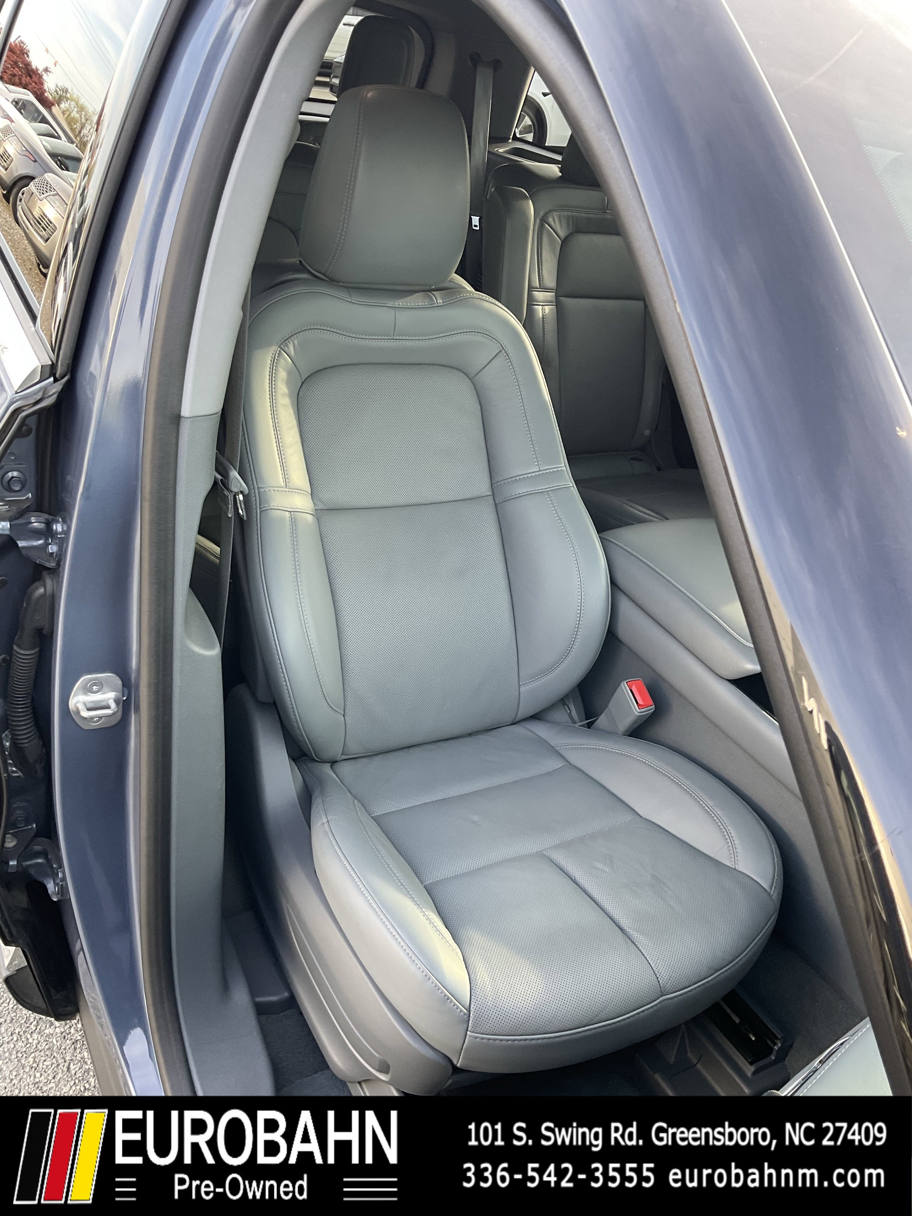 Used 2021 Lincoln Aviator Reserve w/ Elements Package Plus image 17