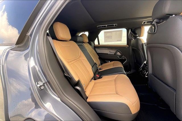 New 2026 Land Rover Range Rover Sport Dynamic SE image 11