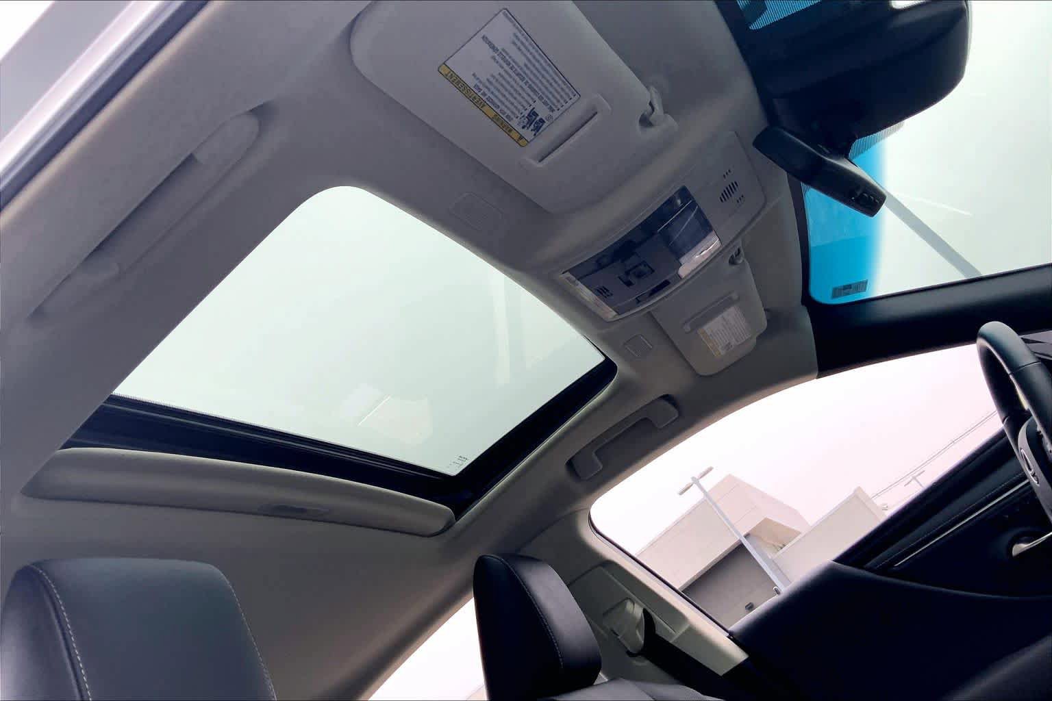 Certified 2025 Lexus ES 350 w/ Premium Package FWD image 14