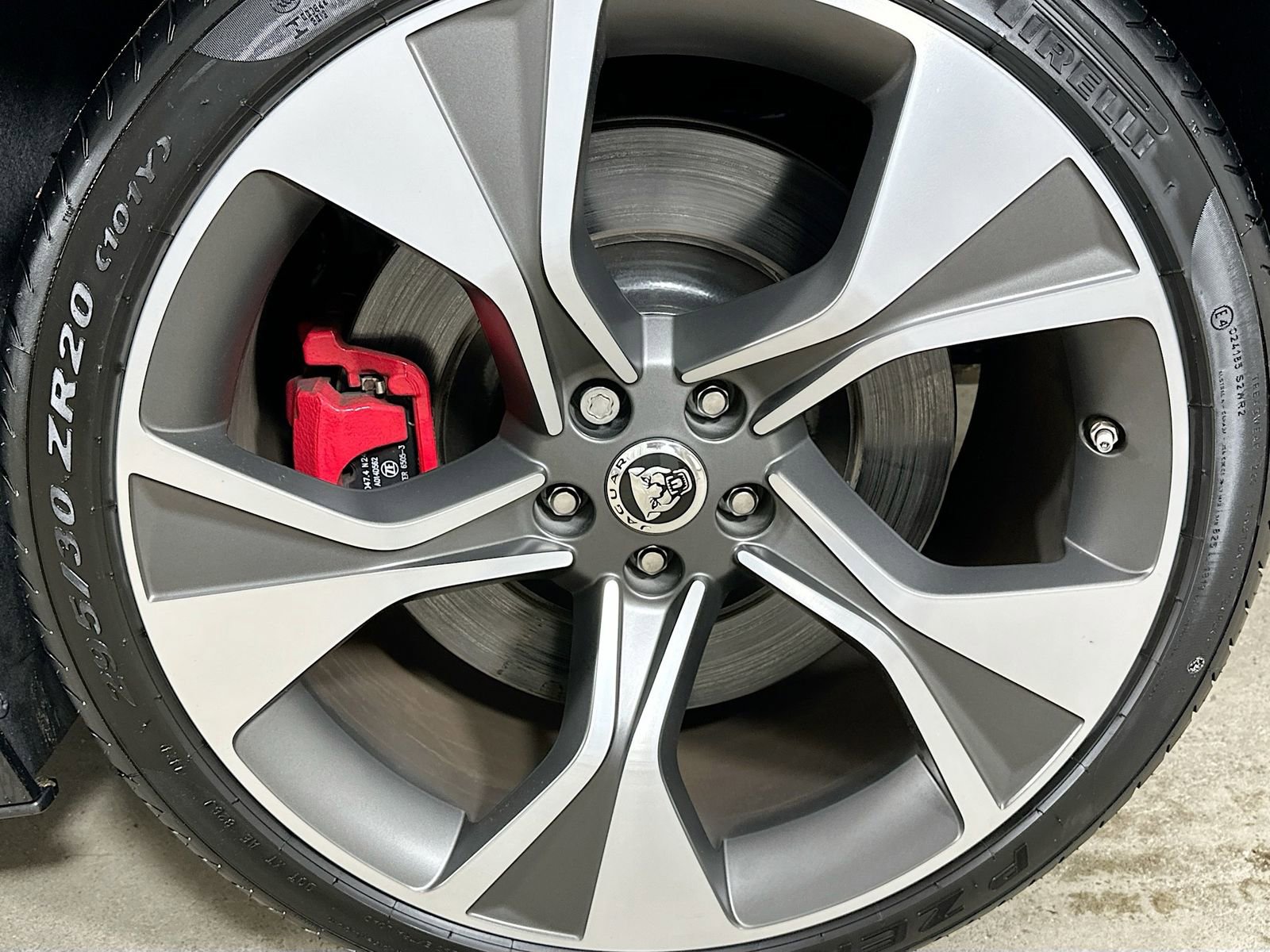 New 2024 Jaguar F-TYPE R-Dynamic RWD image 37