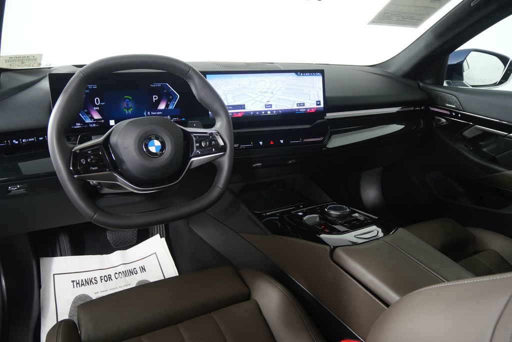 Certified 2025 BMW 530i image 20