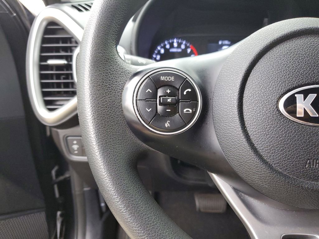 Used 2021 Kia Soul S image 23