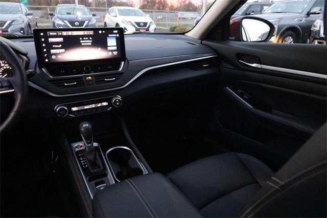 Certified 2025 Nissan Altima 2.5 SL image 24