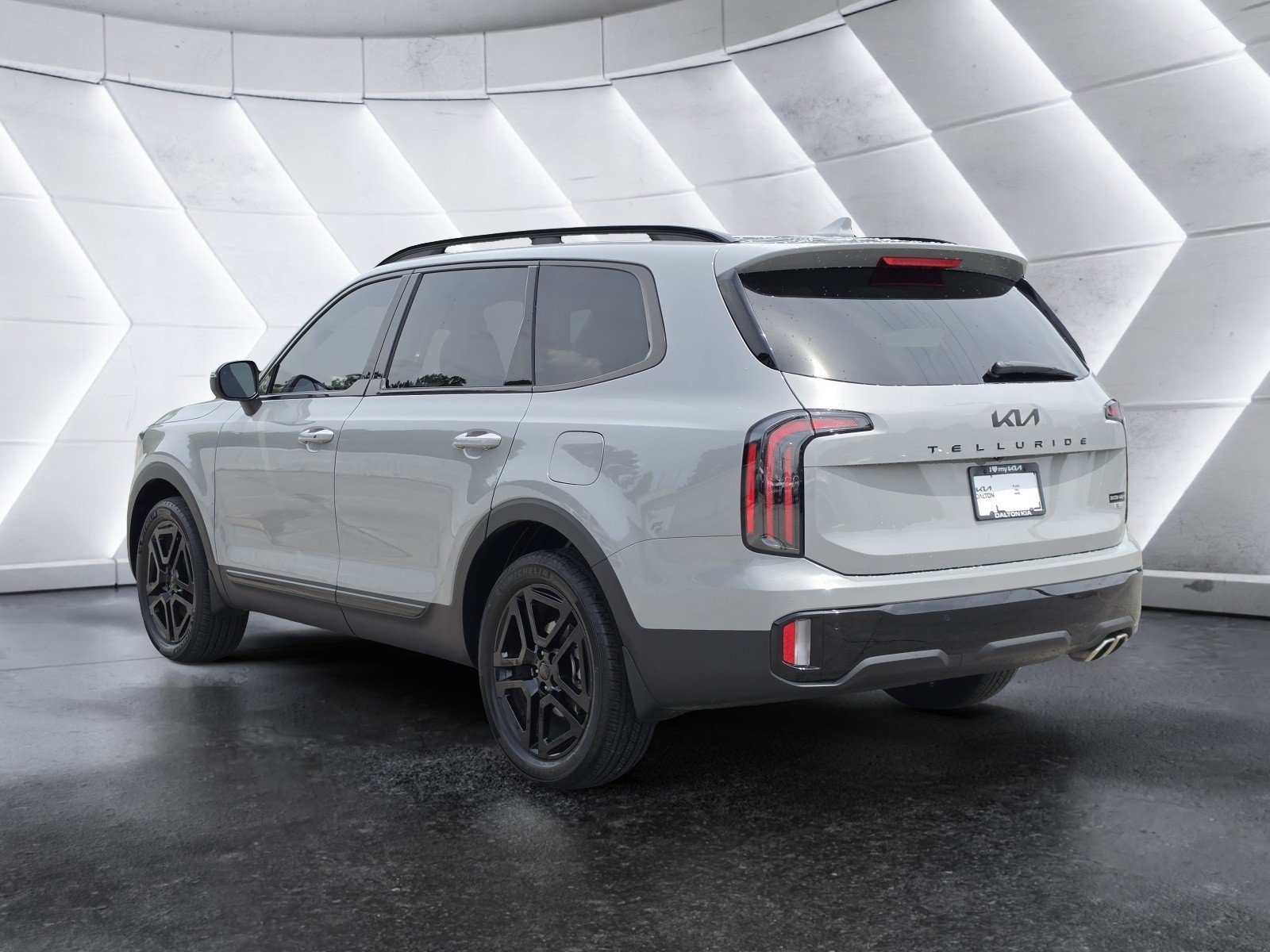 Used 2025 Kia Telluride EX X-Line AWD/4WD image 5