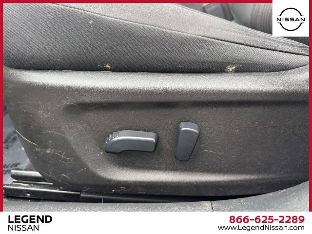 Used 2024 Nissan Altima 2.5 SV AWD/4WD image 19