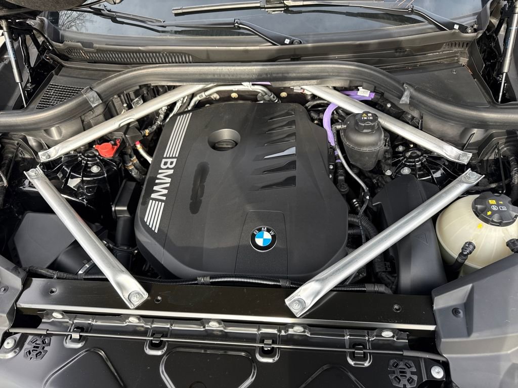 Used 2024 BMW X5 xDrive40i w/ Premium Package image 28
