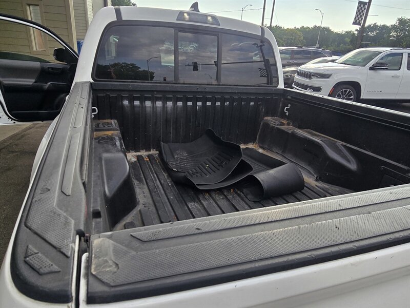 Used 2021 Toyota Tacoma SR AWD/4WD image 25
