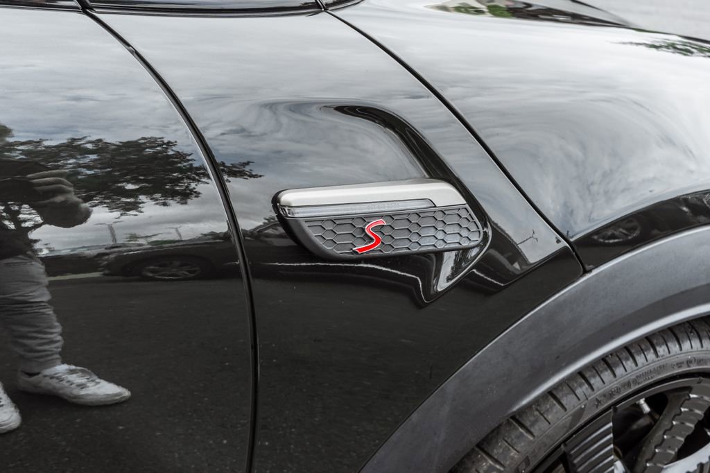 Used 2023 MINI Cooper S w/ MINI Resolute Edition FWD image 4