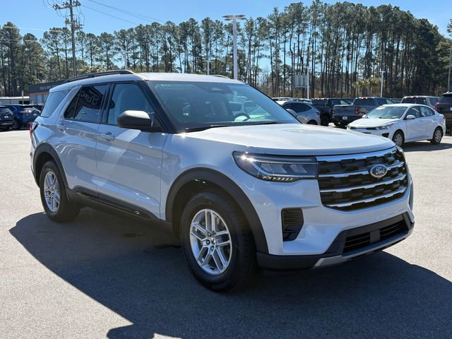 New 2026 Ford Explorer Active RWD image 7