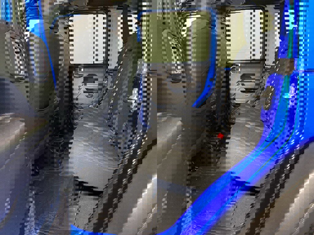 Used 2022 Jeep Wrangler Unlimited Willys image 29