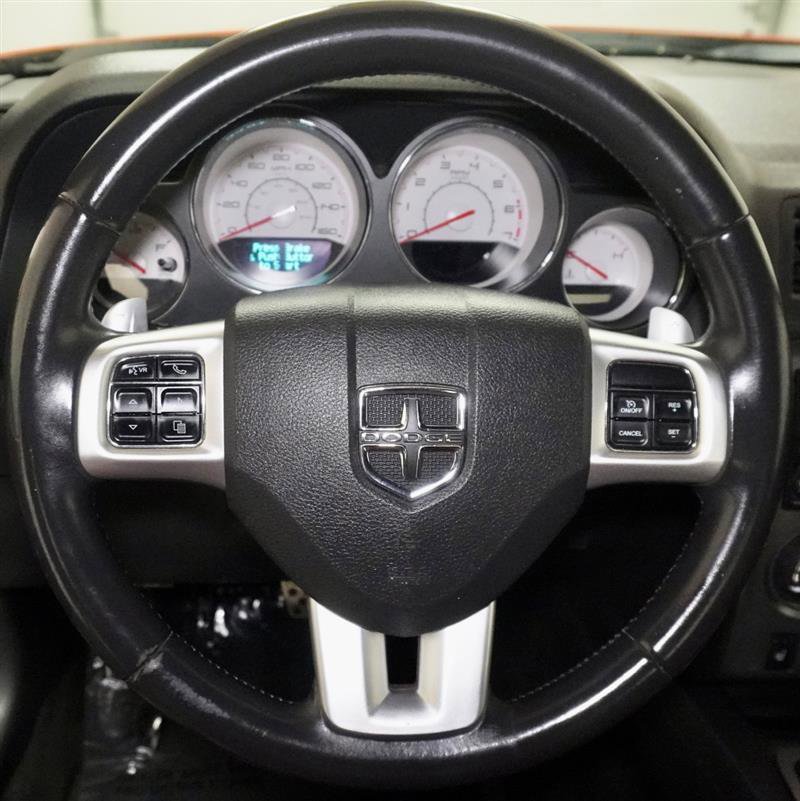 Used 2013 Dodge Challenger R/T image 12