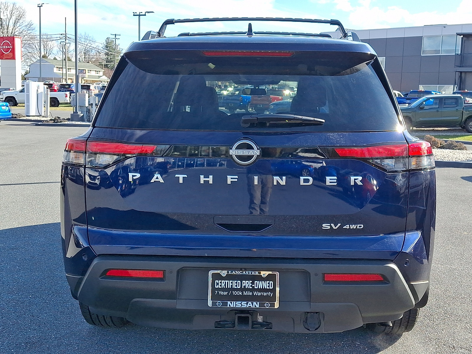 Certified 2024 Nissan Pathfinder SV w/ SV Premium Package image 6