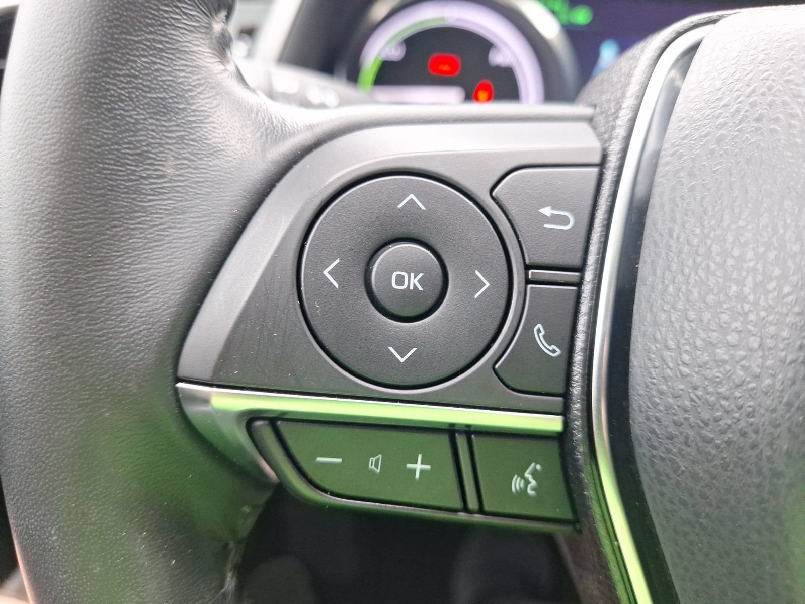 Used 2020 Toyota Camry XLE w/ Driver Assist Package FWD image 21