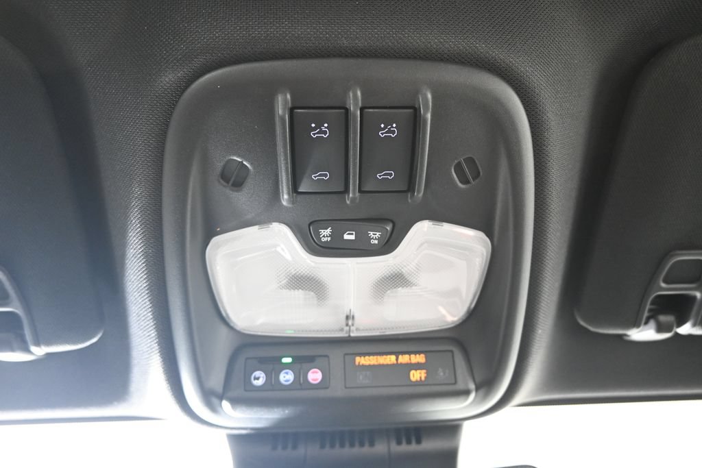 Used 2024 GMC Canyon AT4X w/ AT4X AEV Edition AWD/4WD image 34