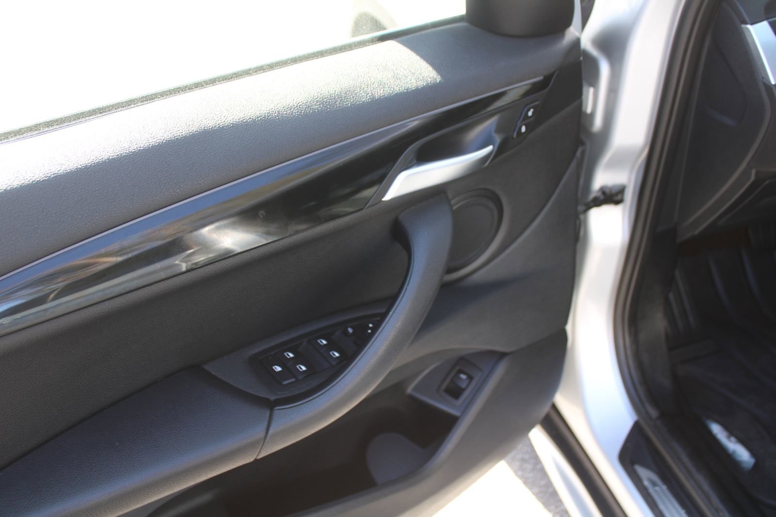 Used 2019 BMW X1 xDrive28i w/ Convenience Package image 19