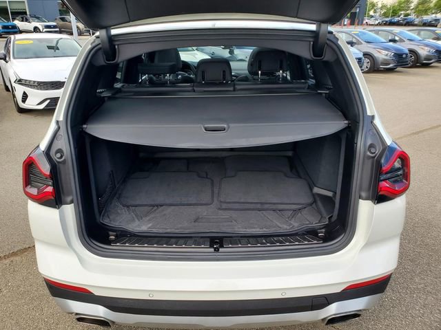 Used 2024 BMW X3 sDrive30i w/ Premium Package RWD image 9