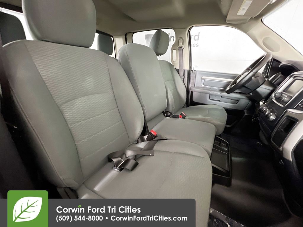 Used 2020 RAM 1500 Classic SLT image 16