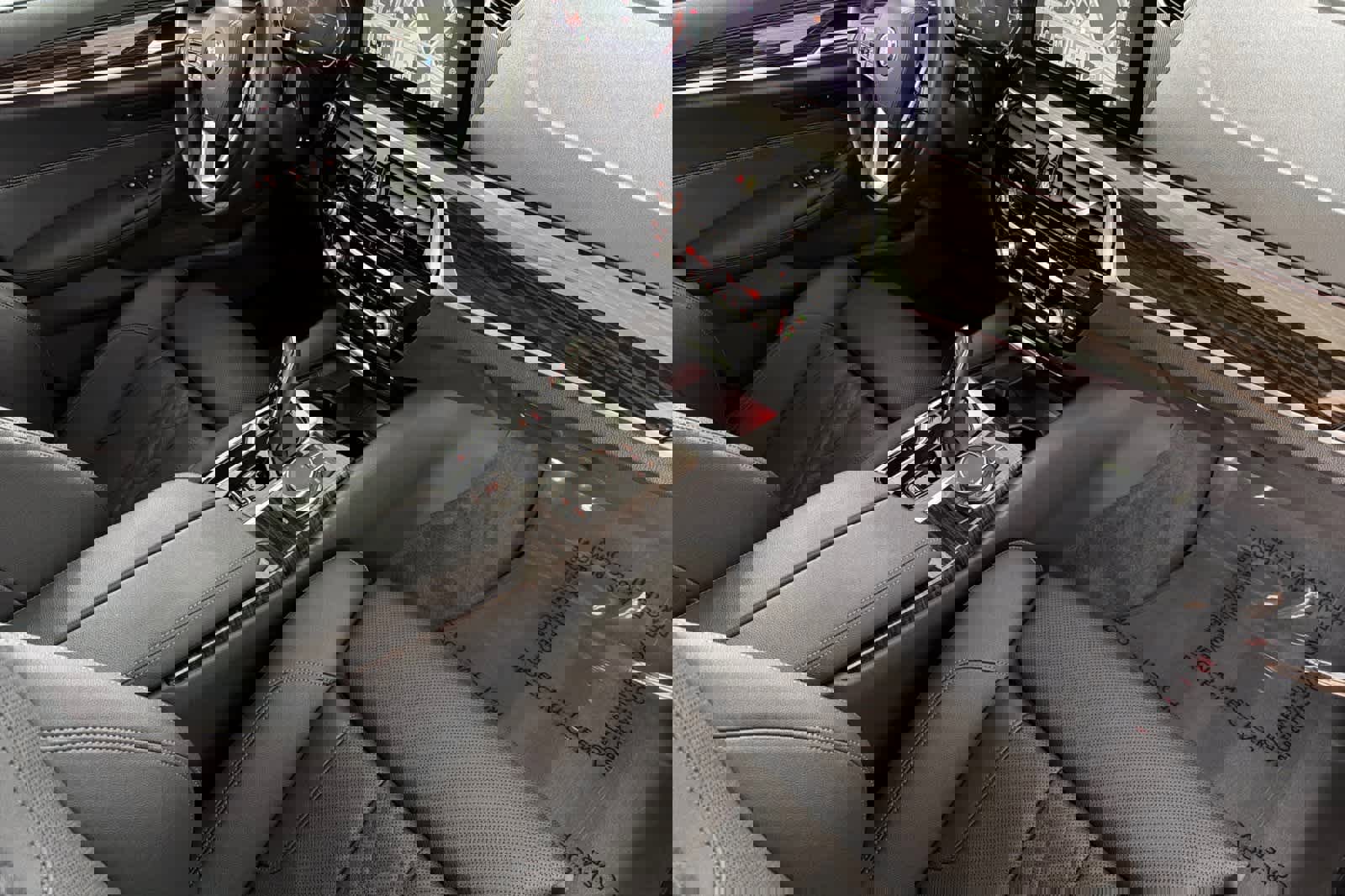 Used 2023 BMW 540i w/ Convenience Package image 15