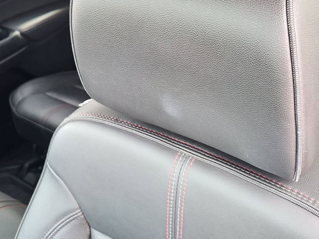 Used 2023 Chevrolet Traverse RS w/ LPO, Floor Liner Package image 18