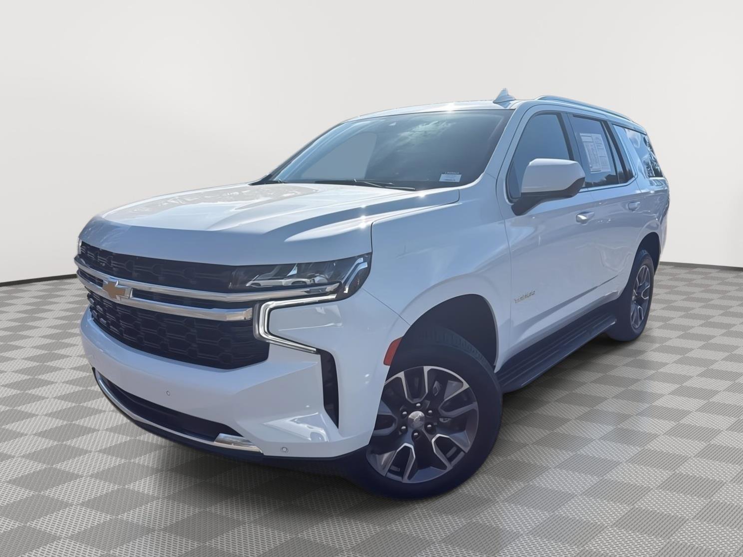 Used 2023 Chevrolet Tahoe LS image 2