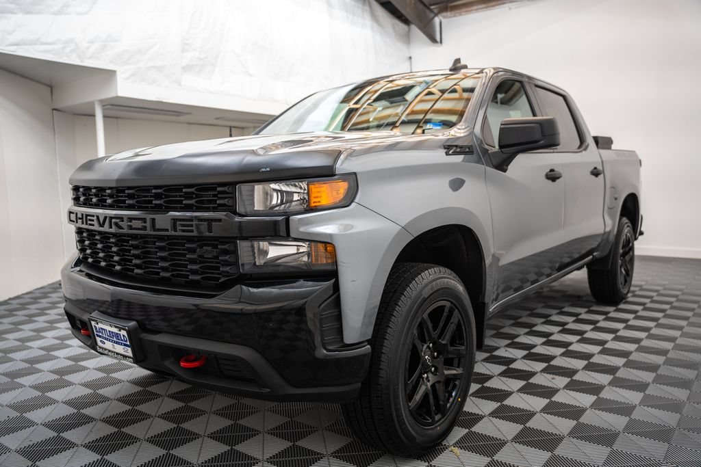 Used 2021 Chevrolet Silverado 1500 Custom Trail Boss w/ Safety Confidence Package AWD/4WD image 3