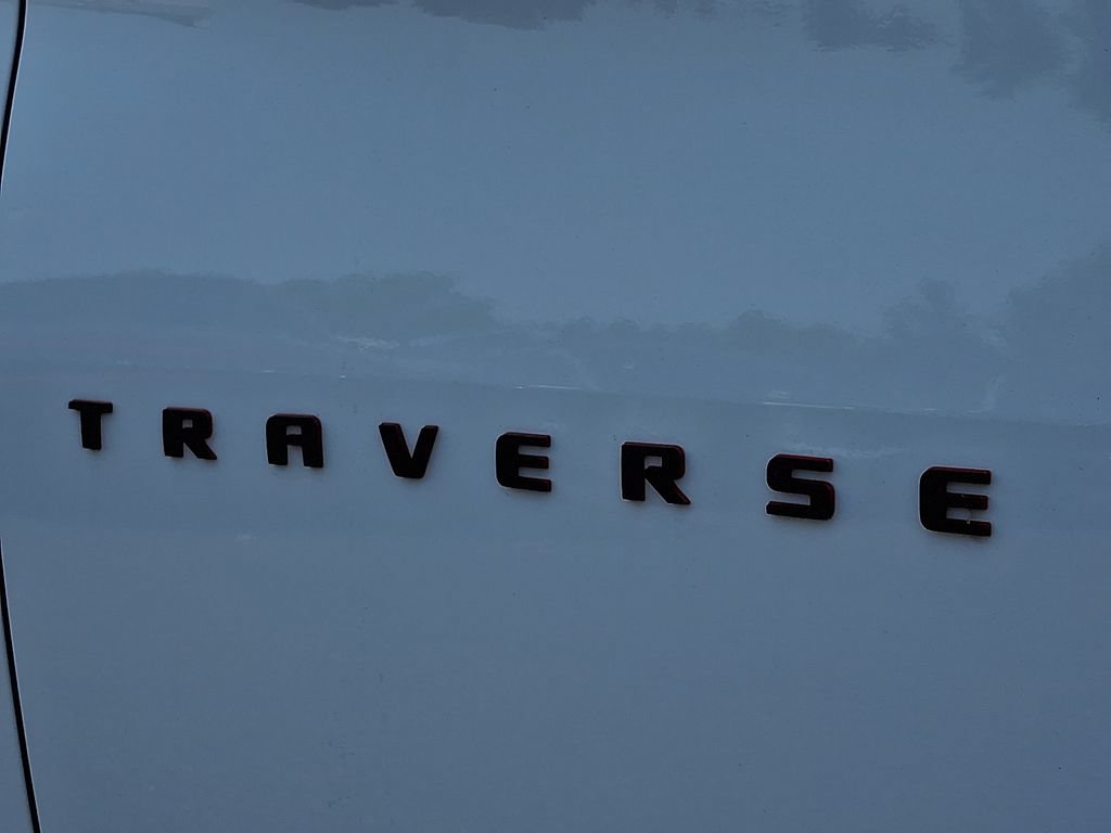 Used 2023 Chevrolet Traverse Premier w/ Redline Edition AWD/4WD image 36
