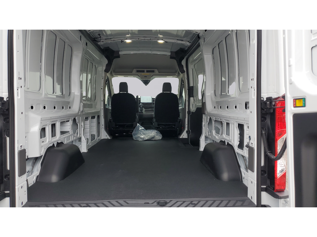 New 2026 Ford Transit 250 148 Medium Roof RWD image 13