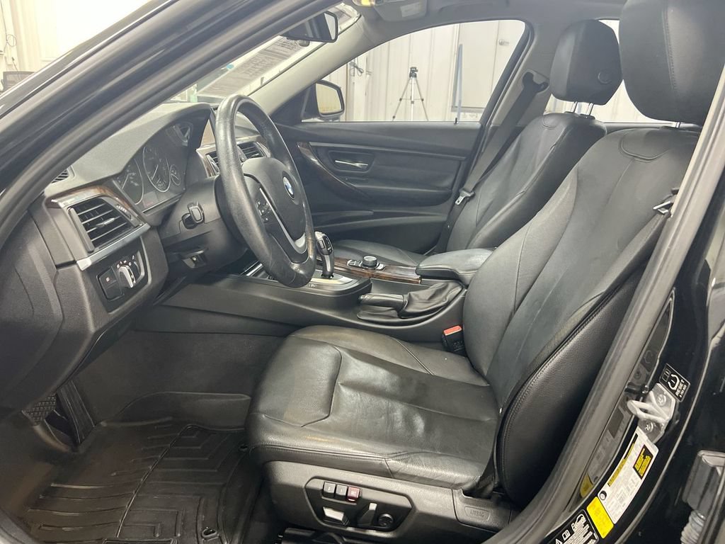 Used 2015 BMW 328i xDrive Sedan AWD/4WD image 19