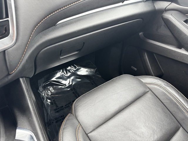 Used 2019 Chevrolet Traverse Premier w/ Redline Edition image 24