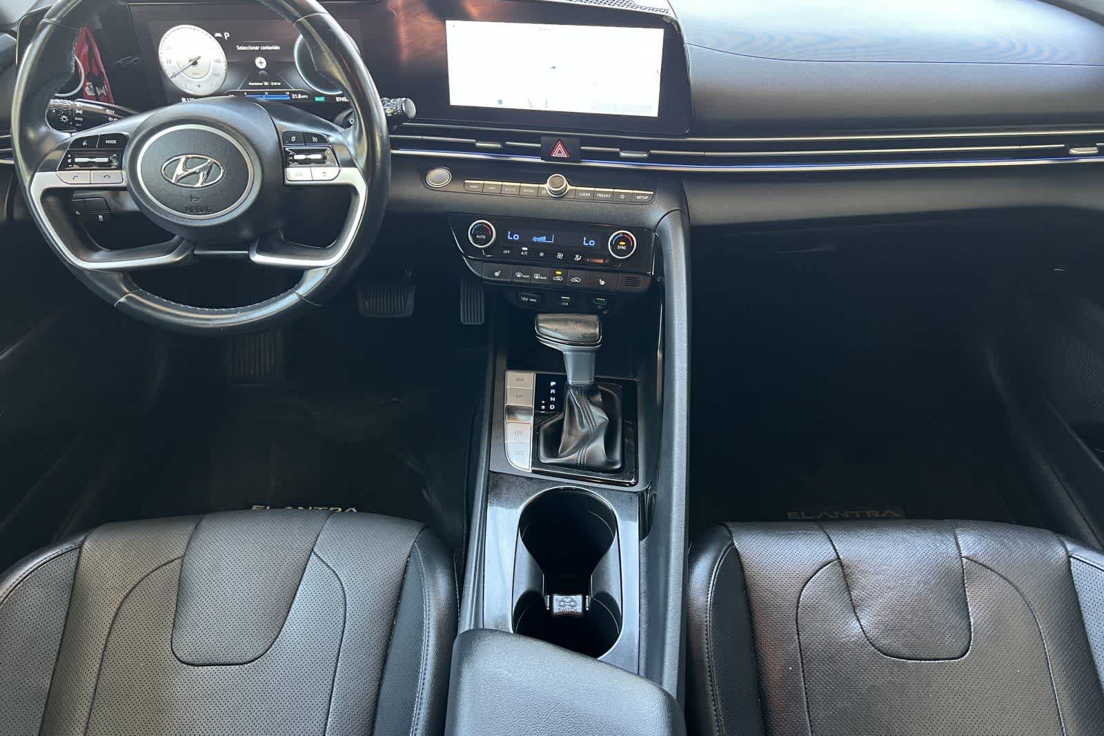 Used 2021 Hyundai Elantra Limited FWD image 4