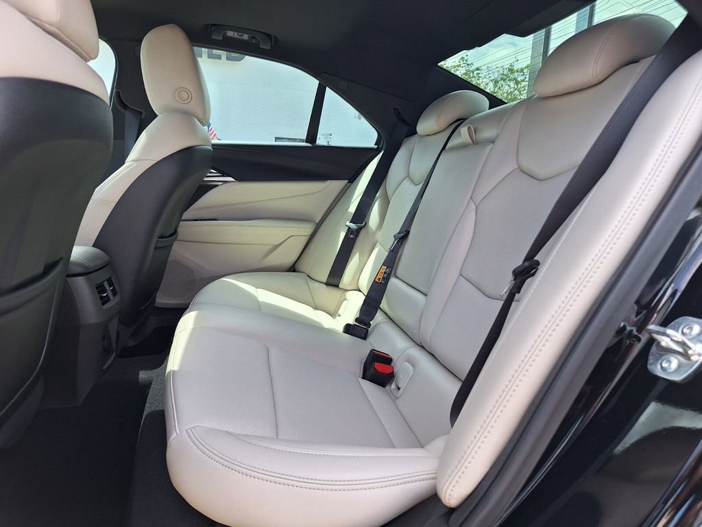 Used 2025 Cadillac CT4 Premium Luxury RWD image 24