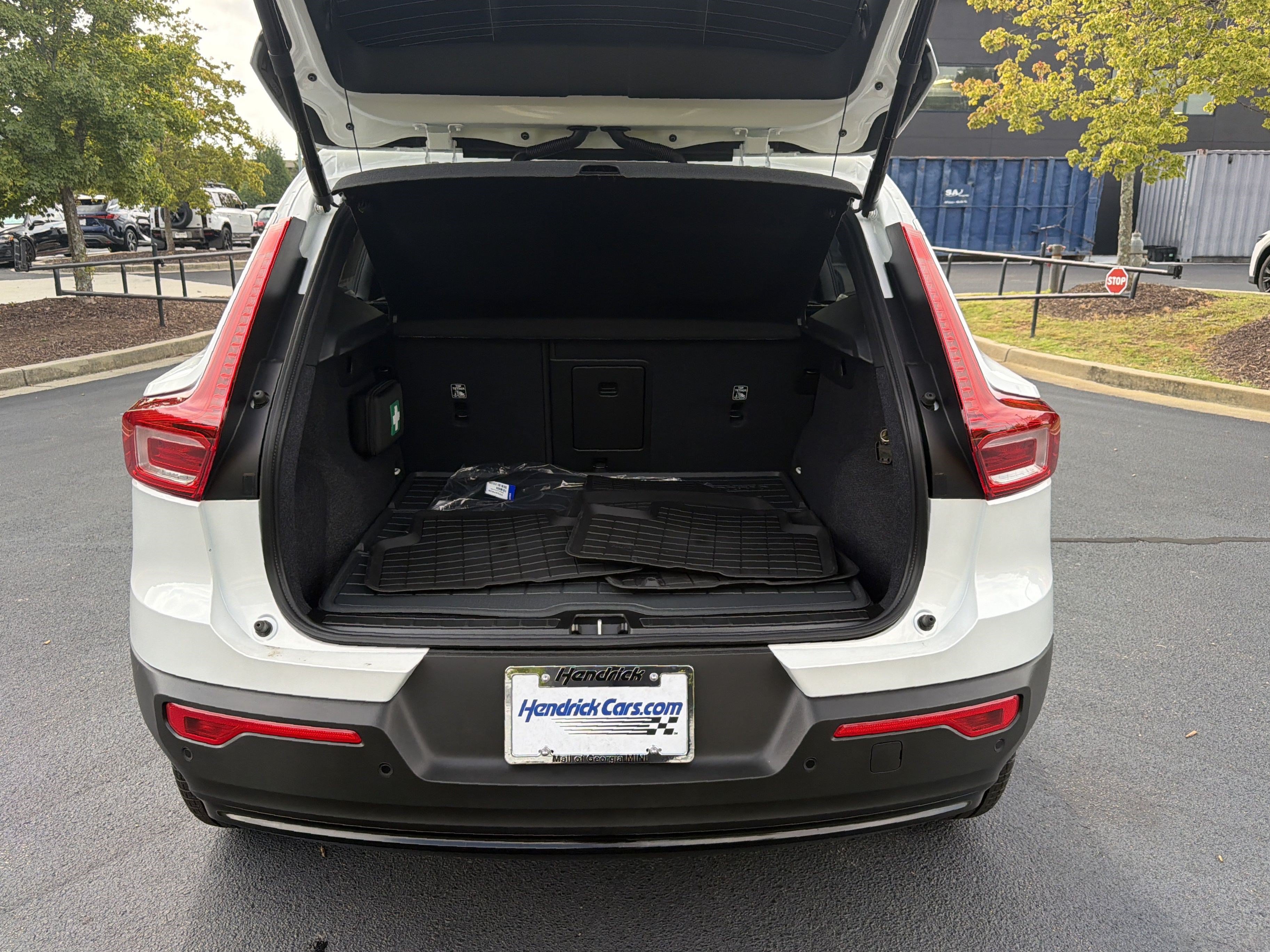 Used 2026 Volvo XC40 B5 Ultra w/ Protection Package Premier AWD/4WD image 48