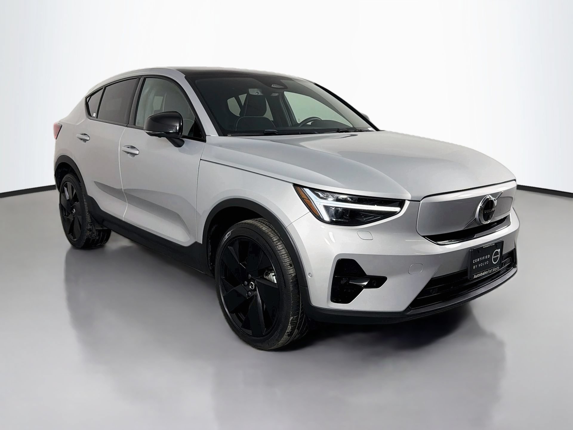 Certified 2023 Volvo C40 P8 Recharge Ultimate w/ Protection Package Premier AWD/4WD image 3