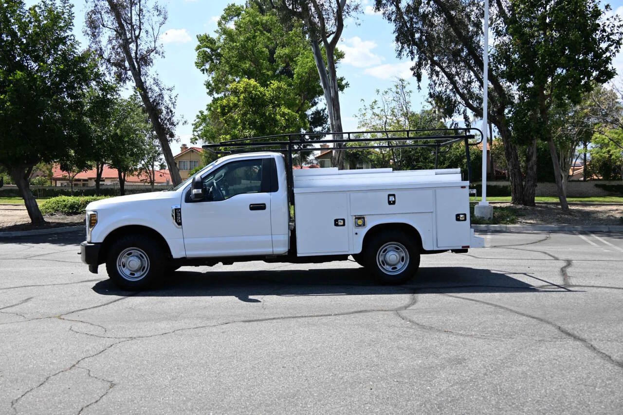 Used 2019 Ford F350 XL w/ Power Equipment Group RWD image 4